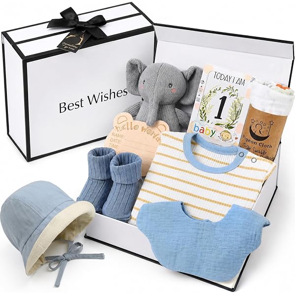 71FUzdA8YDL._AC_US600_.jpg PtyPop Baby Geschenk Neugeborenen Geschenke zur Geburt Jungen mit Geschenkbox, Baby Strampler, Elefanten Kuscheltier, Mulltuch, Lätzchen, Mütze, Socken, Baby Essentials Baby Shower Geschenk